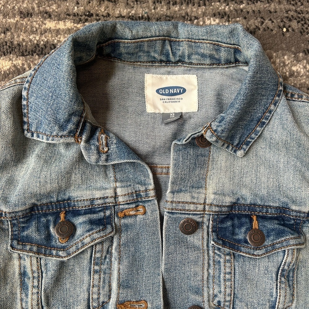OLD NAVY Faded Denim Collared Jacket With Bronze Buttons & Pockets - Picture 6 of 9